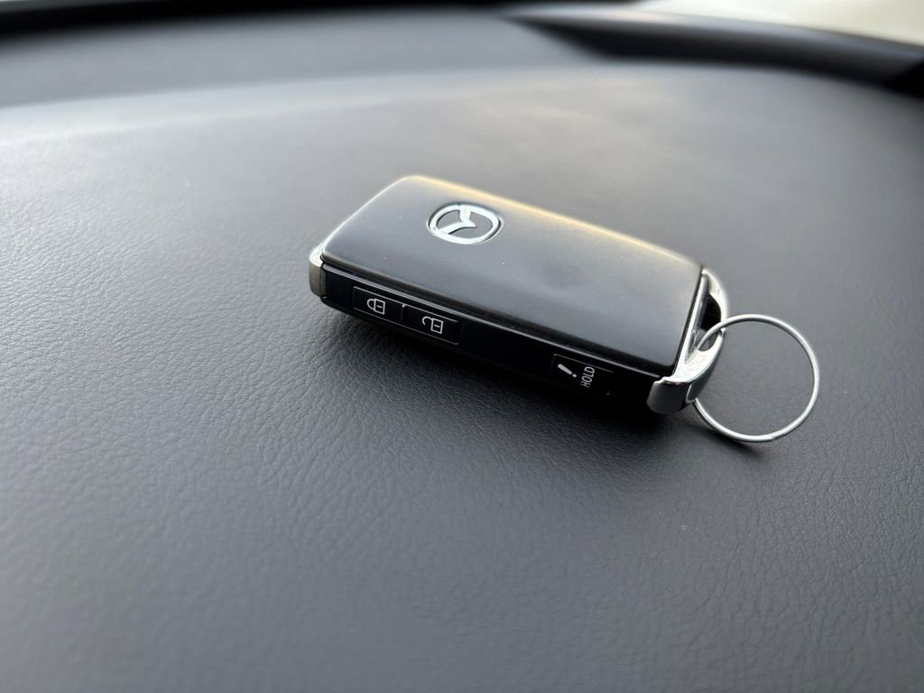 Used 2025 MAZDA CX-30 AWD 2.5 S w/ Select Sport Pkg image 33