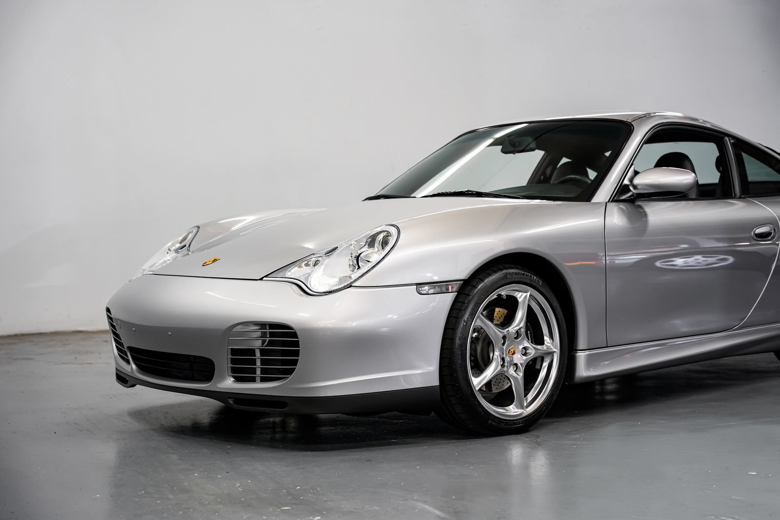 Used 2004 Porsche 911 Carrera RWD image 30