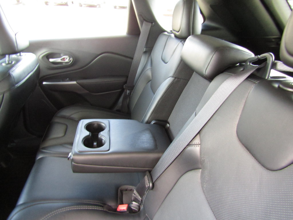 Used 2022 Jeep Cherokee Latitude Lux AWD/4WD image 31