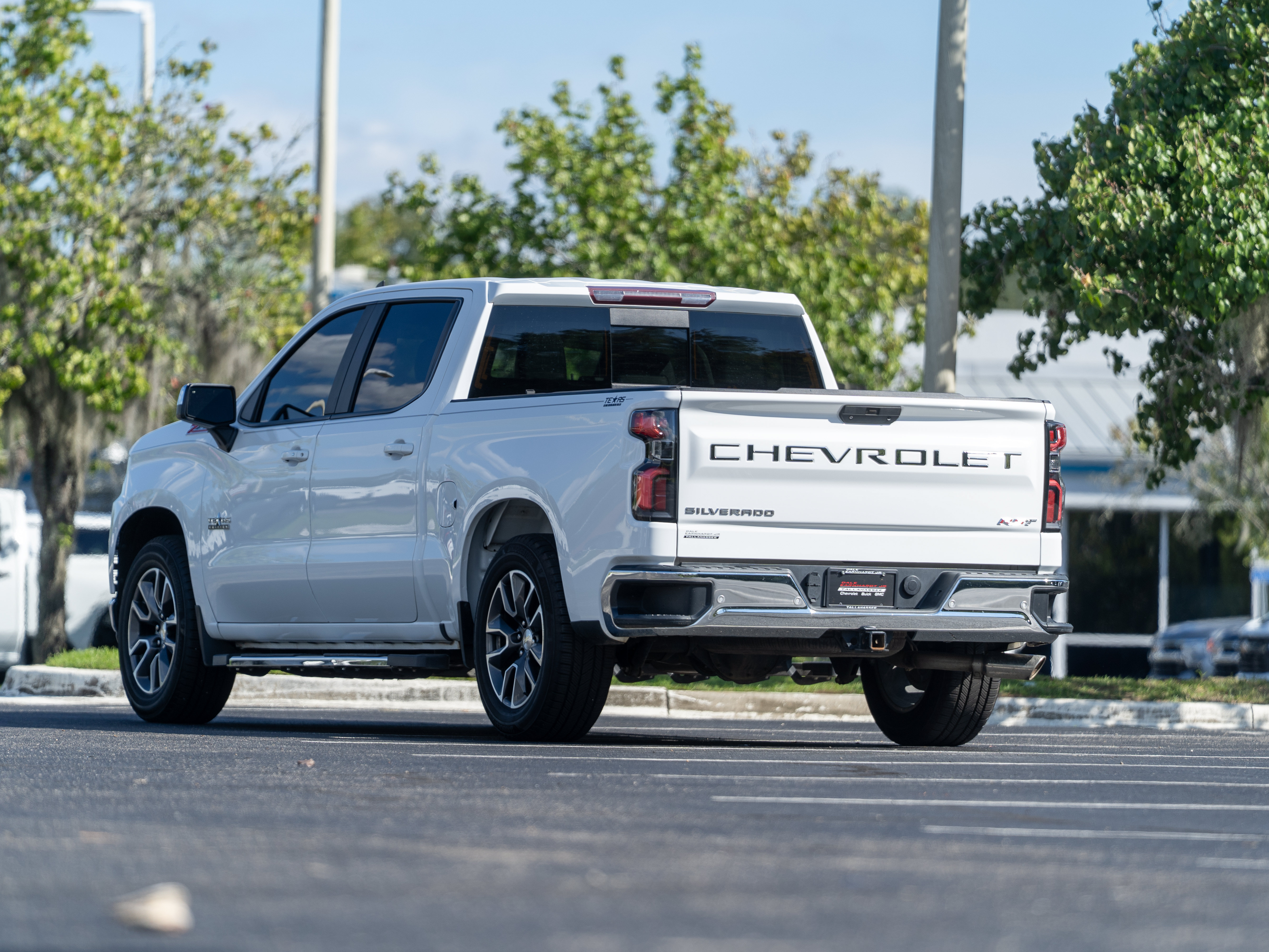 Used 2020 Chevrolet Silverado 1500 LT w/ Texas Edition RWD image 3