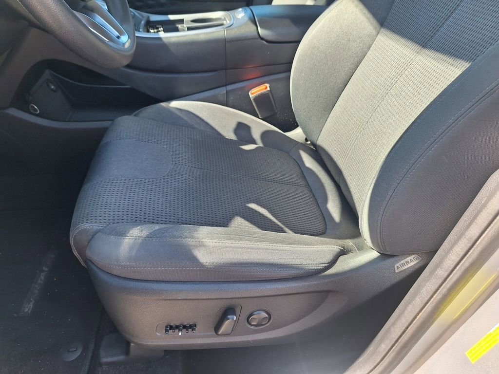 Used 2022 Hyundai Santa Fe SEL image 10