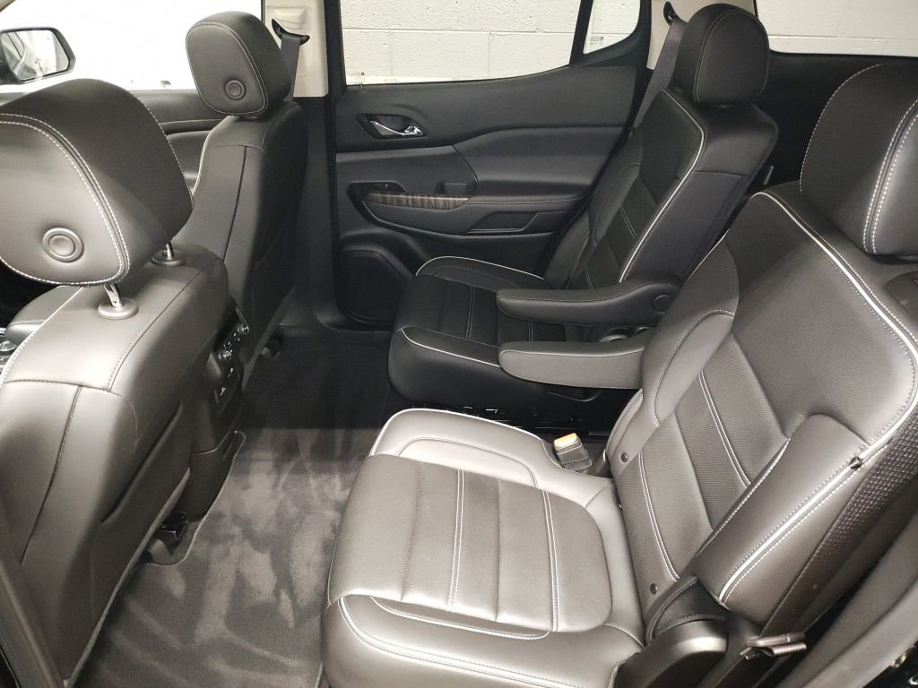 Used 2023 GMC Acadia Denali image 28