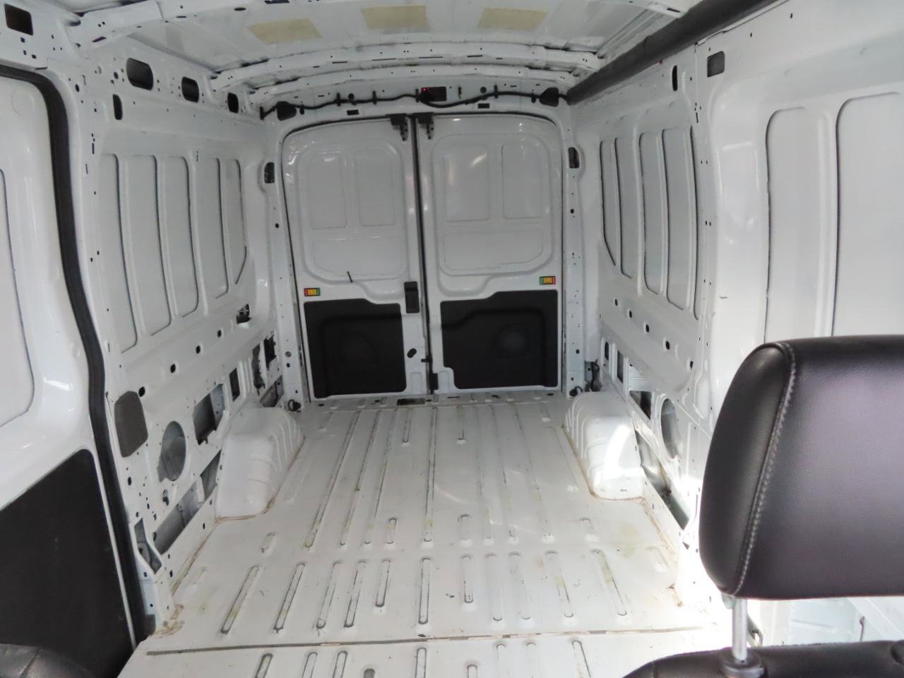 Used 2024 Ford Transit 250 148 Medium Roof Extended AWD image 32