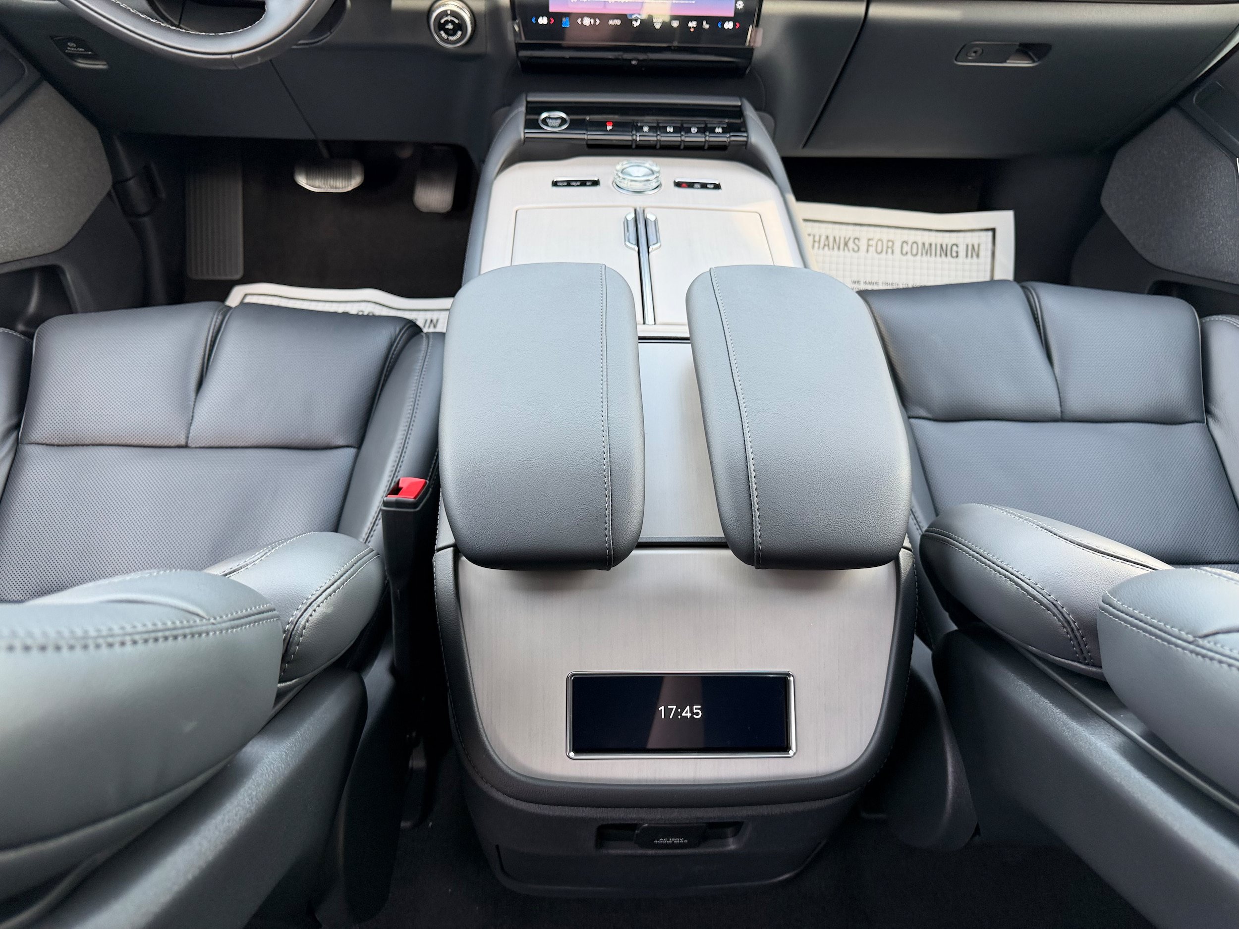 New 2027 Lincoln Navigator L Reserve w/ Jet Appearance Package AWD/4WD image 18