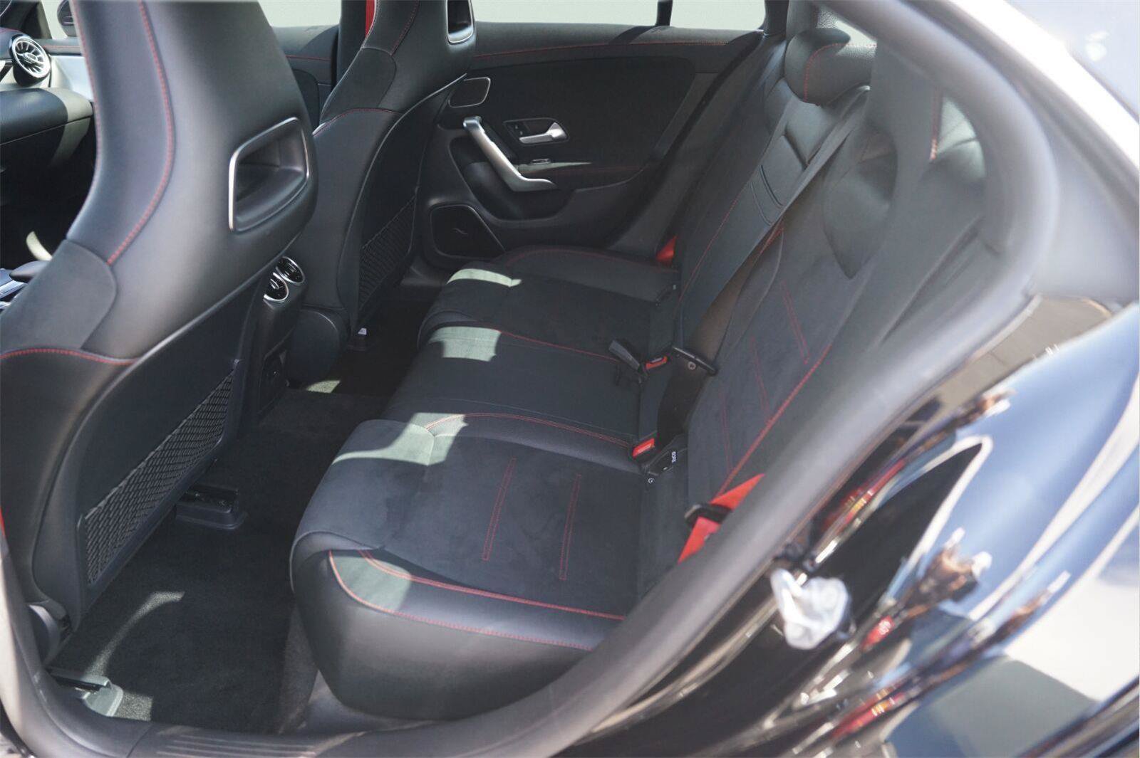 Used 2021 Mercedes-Benz CLA 35 AMG 4MATIC image 13