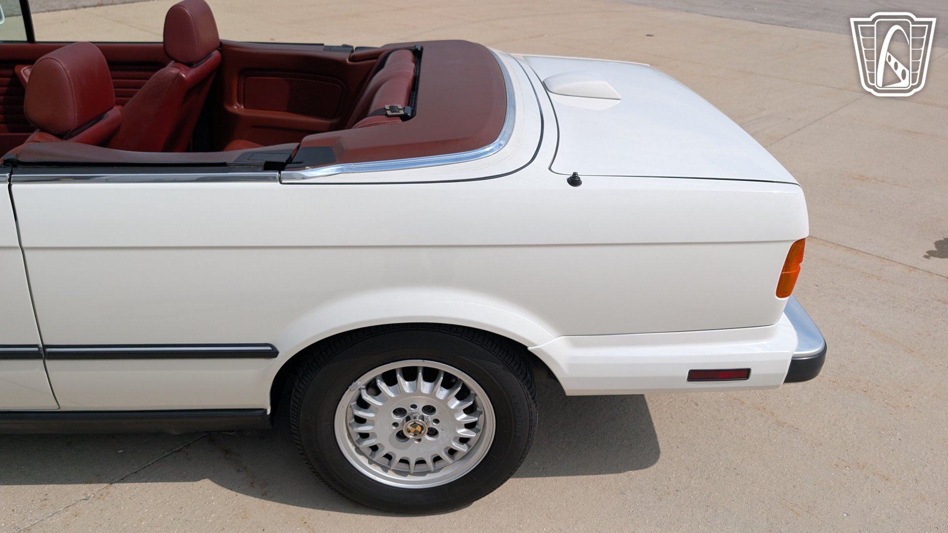 Used 1987 BMW 325i Convertible RWD image 32