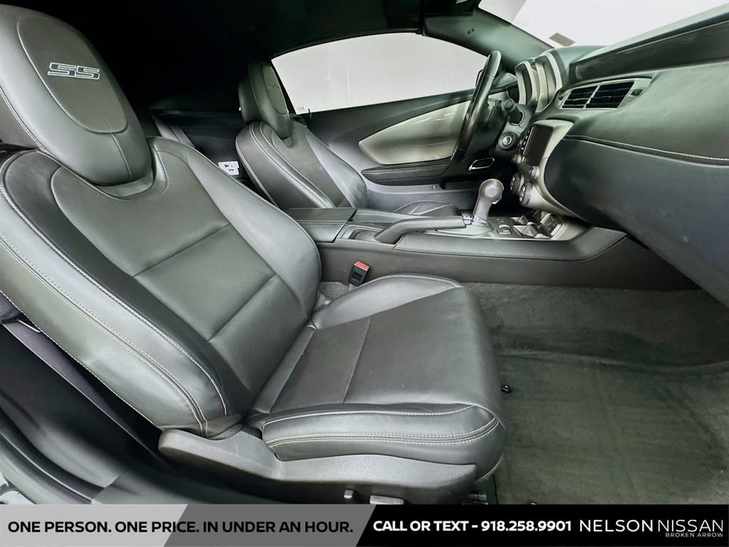 Used 2014 Chevrolet Camaro SS w/ RS Package RWD image 27