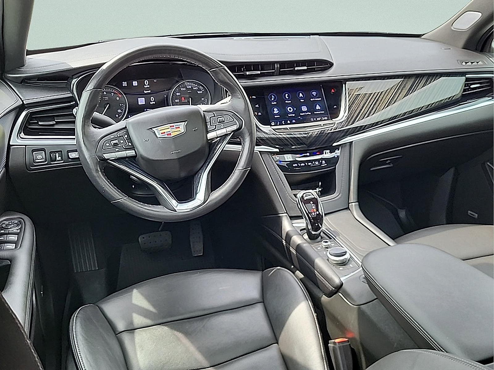 Certified 2024 Cadillac XT6 Premium Luxury w/ Technology Package AWD/4WD image 17