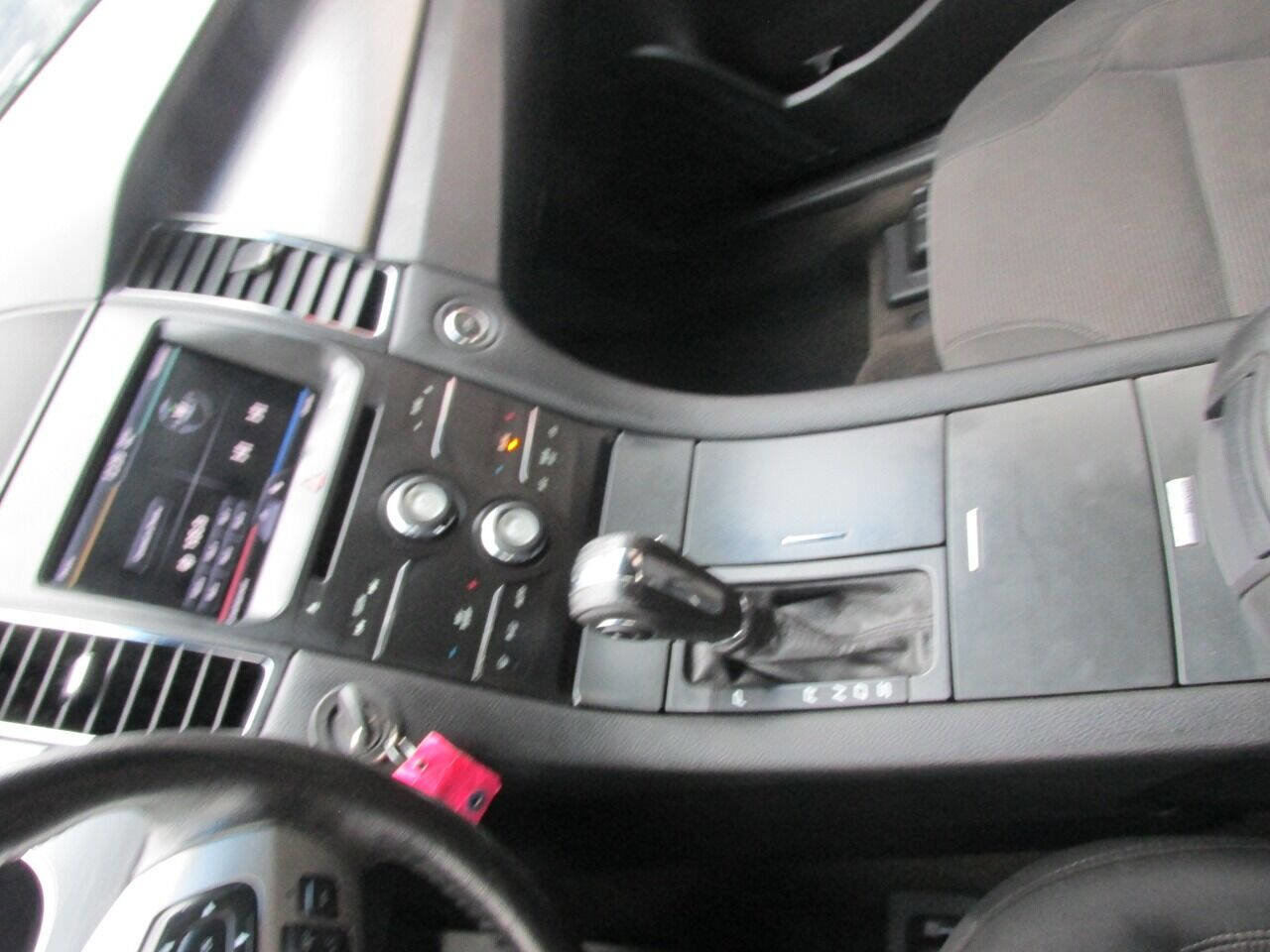 Used 2013 Ford Taurus SEL image 50