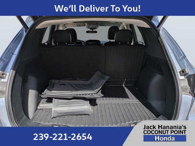 Used 2022 Ford Escape SEL FWD image 12