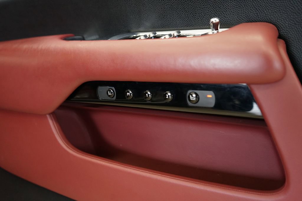 Used 2016 Rolls-Royce Wraith image 33