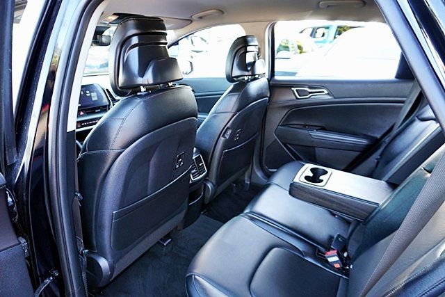 Used 2024 Kia Sportage EX image 17