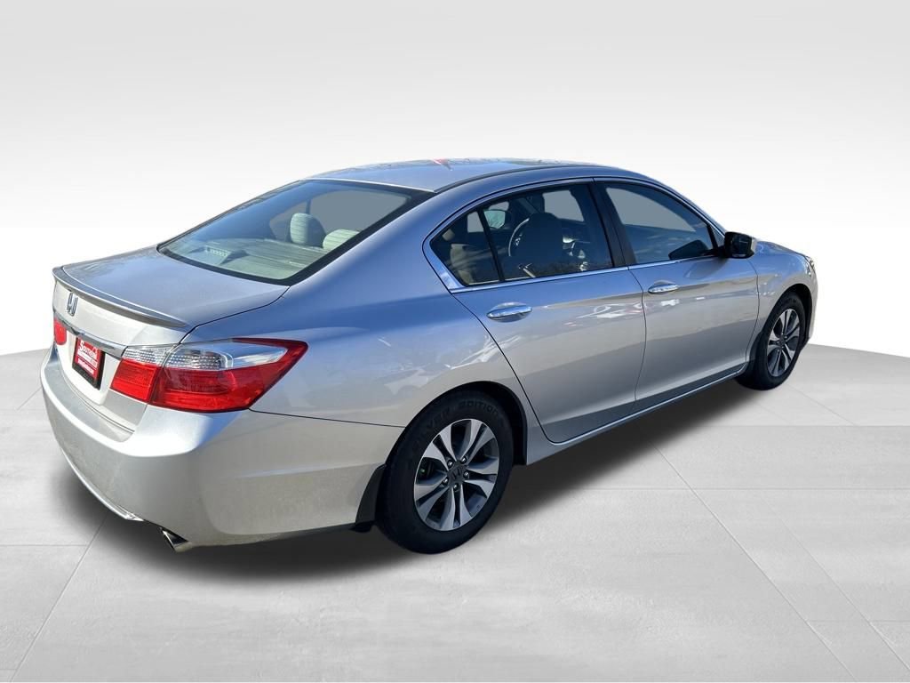 Used 2013 Honda Accord LX image 5