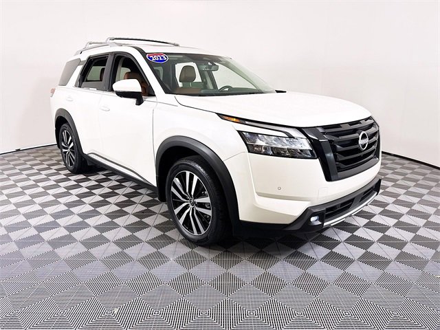 Certified 2023 Nissan Pathfinder Platinum image 1