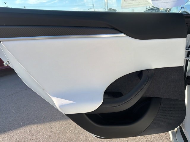 Used 2021 Tesla Model S Plaid image 15