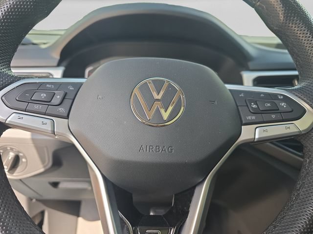 Certified 2023 Volkswagen Atlas SEL Premium AWD/4WD image 19