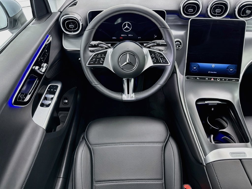 Certified 2026 Mercedes-Benz GLC 300 image 10