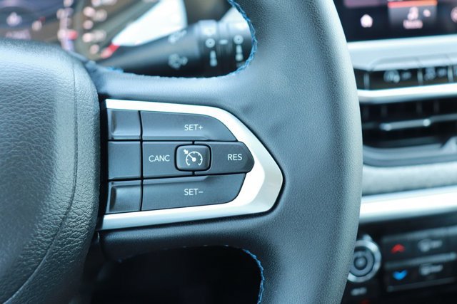 Used 2022 Jeep Compass Latitude FWD image 20