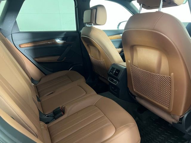 Used 2022 Audi Q5 2.0T Premium image 16