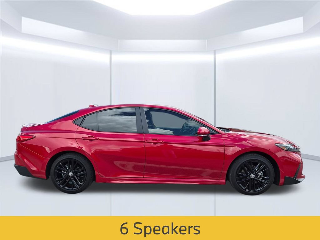 Used 2025 Toyota Camry SE FWD image 8