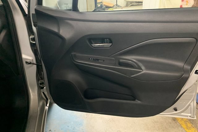 Used 2025 Nissan Versa SV FWD image 19