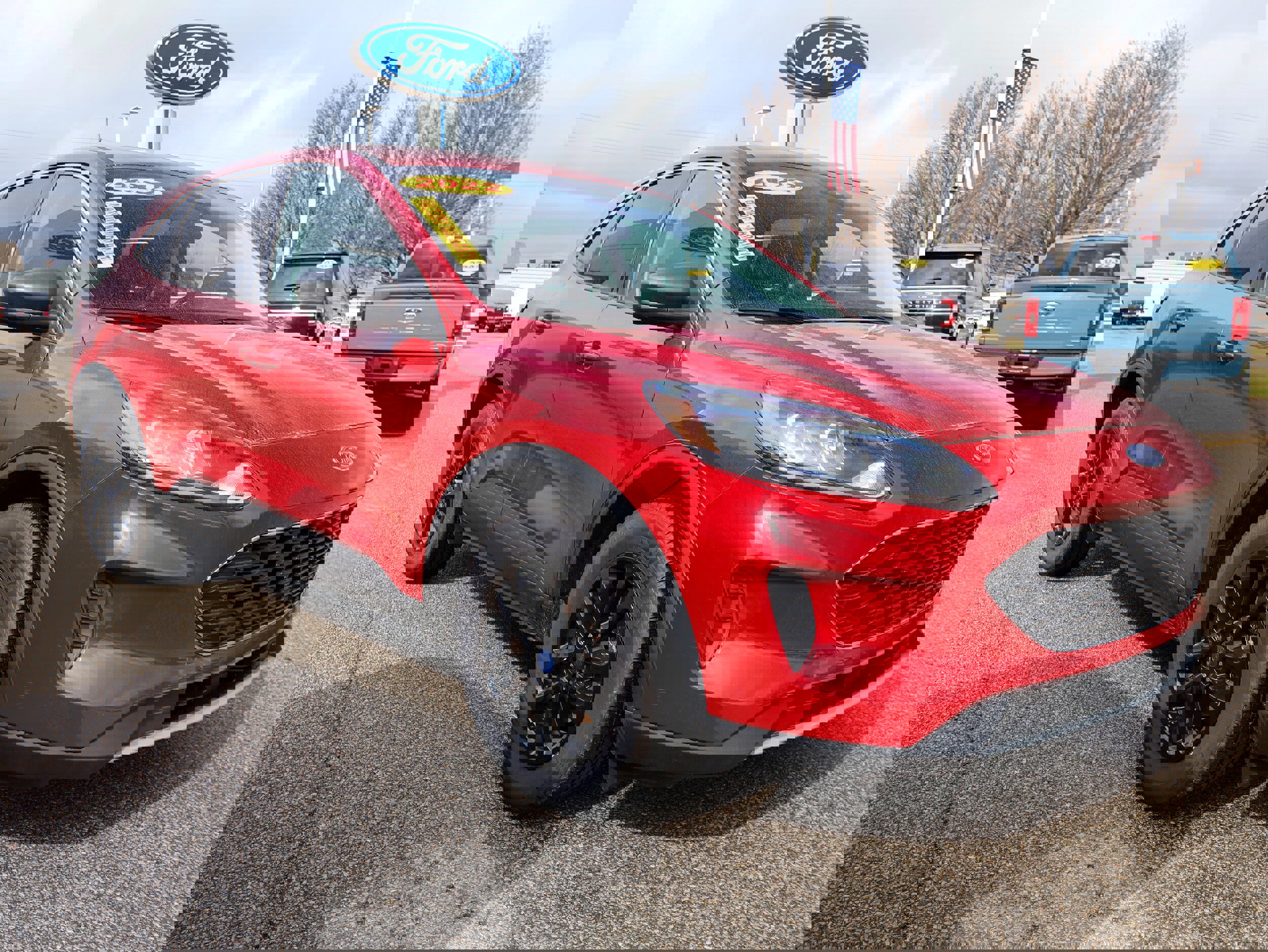 Used 2022 Ford Escape SE w/ Cold Weather Package image 6