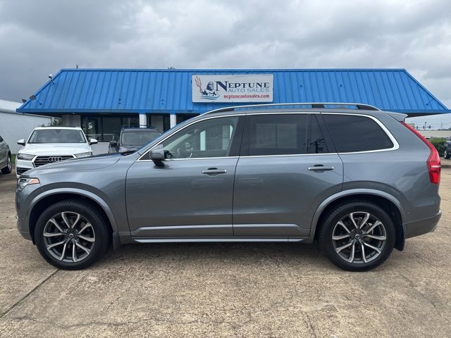 Used 2018 Volvo XC90 T6 Momentum w/ Convenience Package image 9
