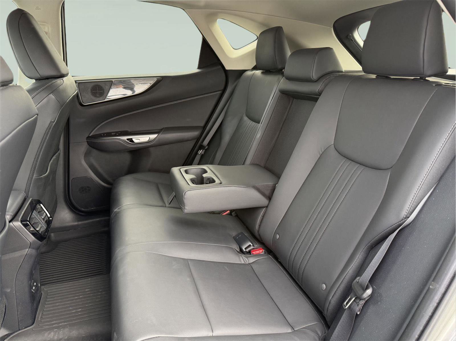 Used 2025 Lexus NX 350 AWD w/ Accessory Package (2T) image 23