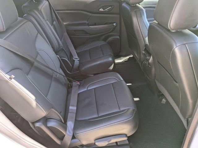 Certified 2023 GMC Acadia SLT w/ Elevation Edition AWD/4WD image 31