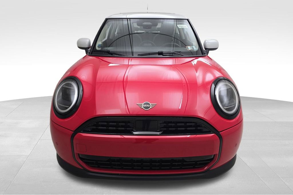 Certified 2025 MINI Cooper 2-Door Hardtop image 4