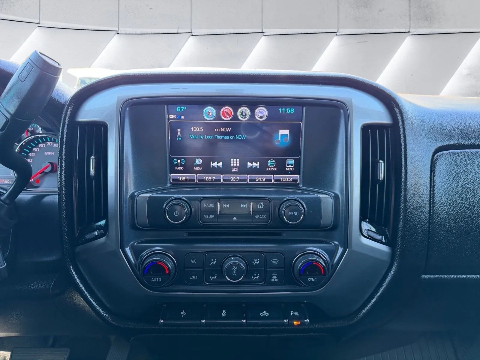 Used 2018 Chevrolet Silverado 1500 LT w/ All Star Edition RWD image 13