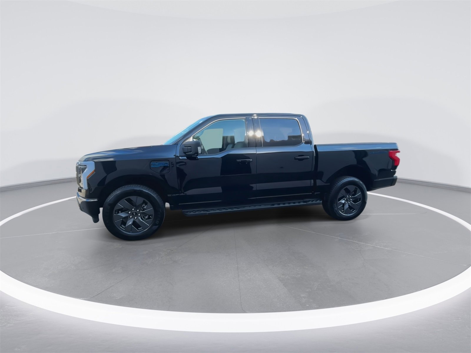 New 2025 Ford F150 Lightning Flash image 4