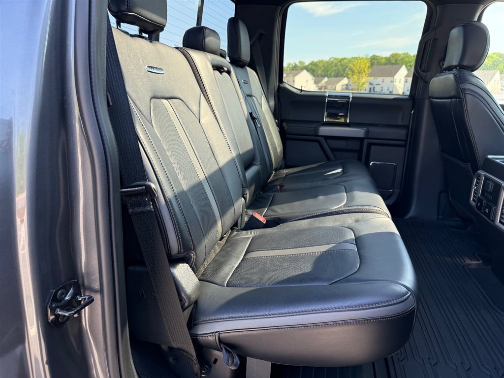 Used 2021 Ford F350 Platinum w/ Tremor Off-Road Package AWD/4WD image 32