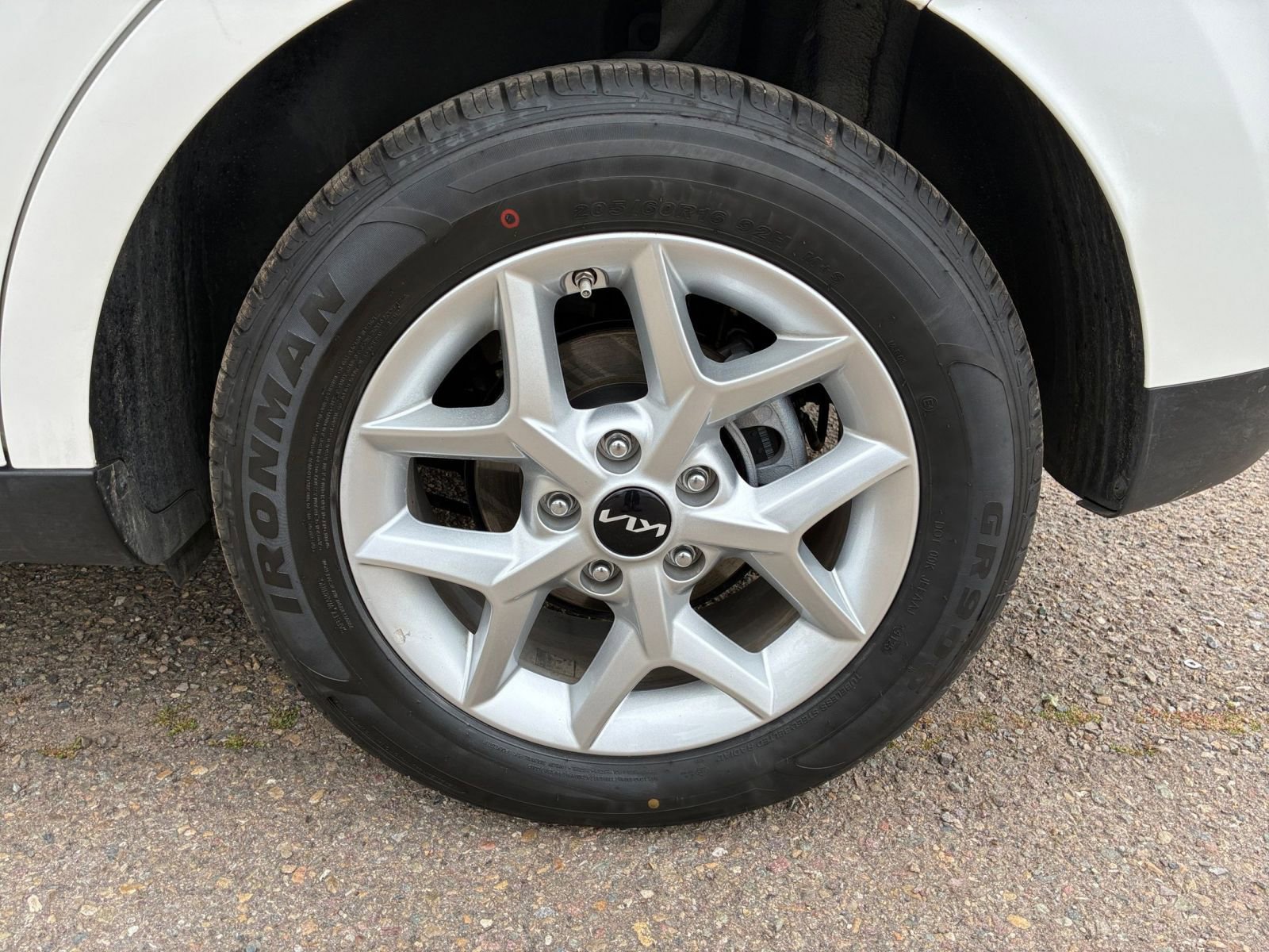 Used 2025 Kia Soul LX w/ LX Technology Package image 28