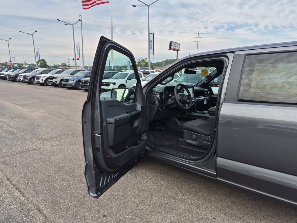 Used 2026 Ford F150 STX w/ Equipment Group 200A RWD image 9