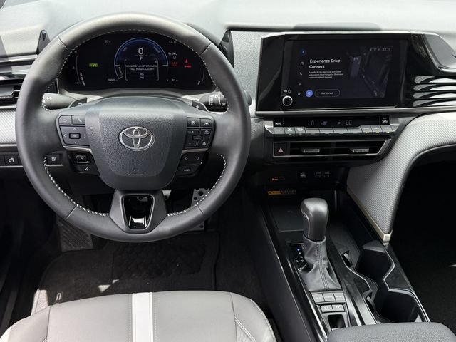 Used 2026 Toyota Camry SE FWD image 12