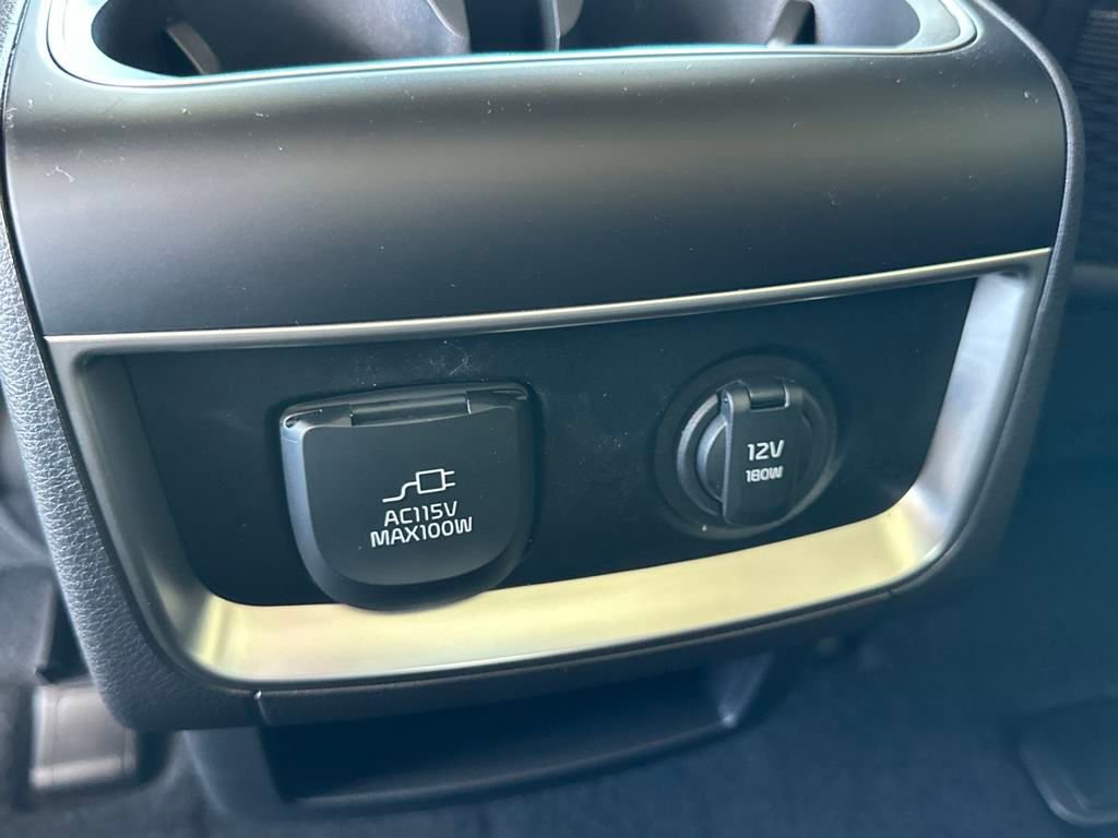 New 2025 Kia Carnival SX Prestige image 17