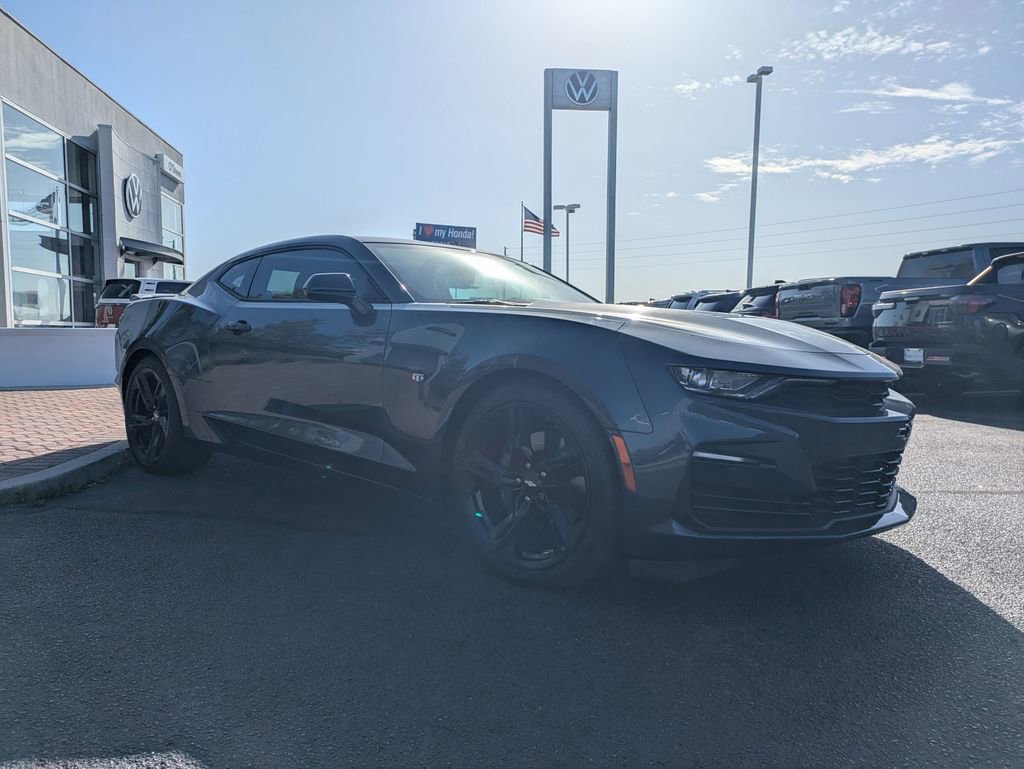 Used 2019 Chevrolet Camaro SS image 3