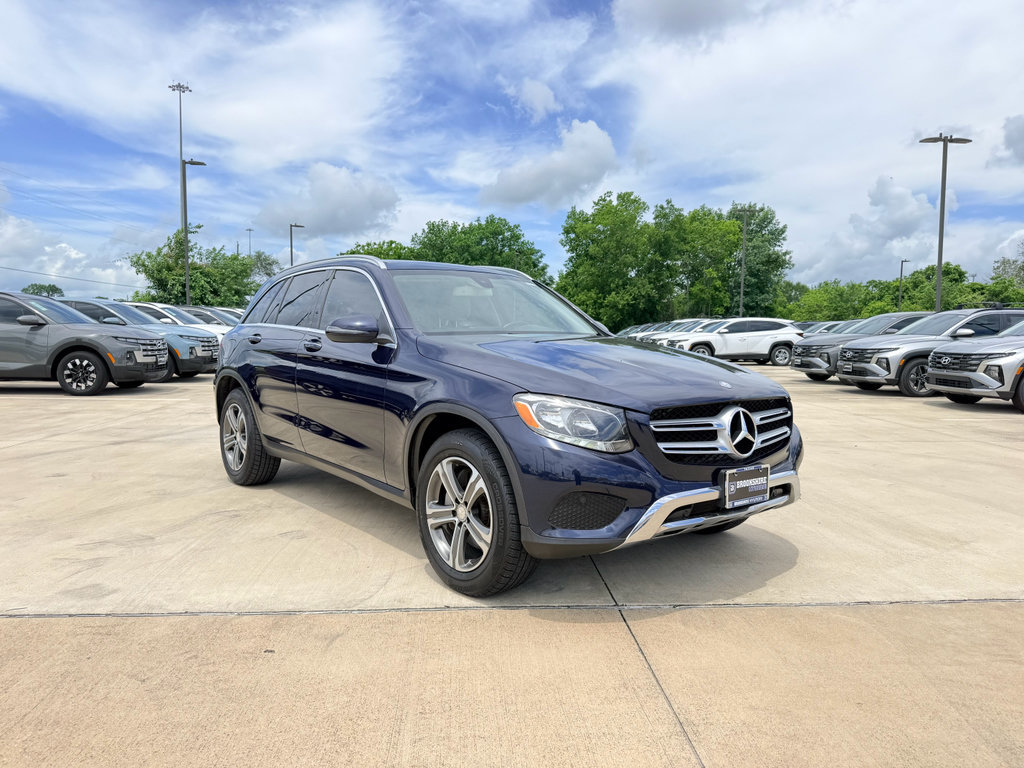 Used 2016 Mercedes-Benz GLC 300 image 3