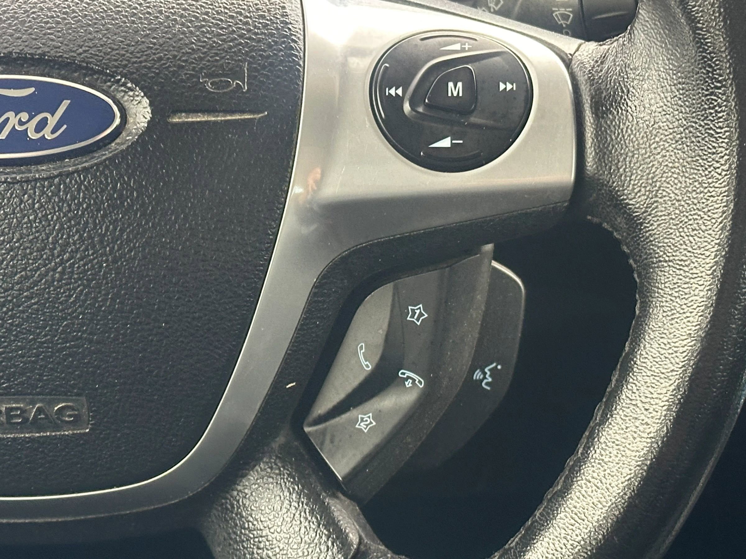 Used 2013 Ford Focus Titanium w/ Titanium Handling Pkg image 23