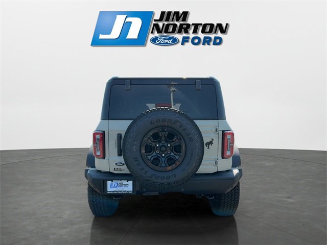 New 2025 Ford Bronco Badlands image 4