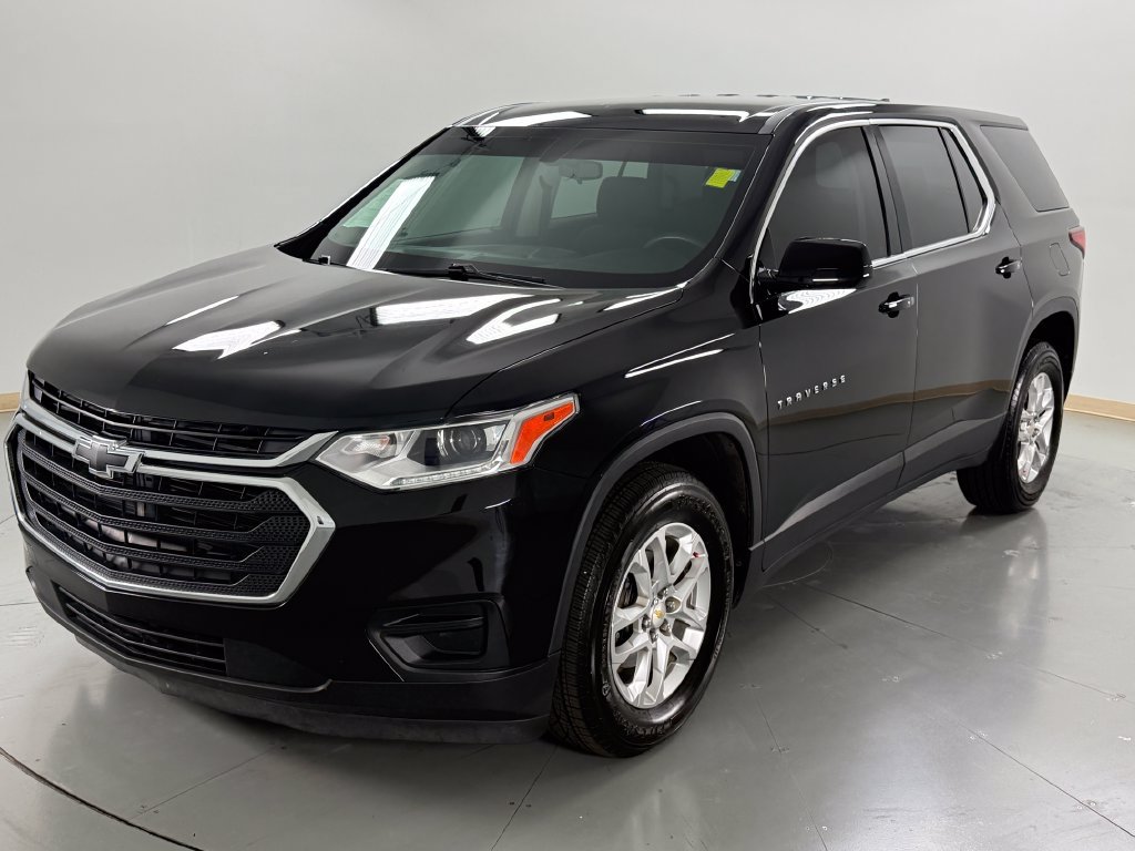 Used 2019 Chevrolet Traverse LS FWD image 1