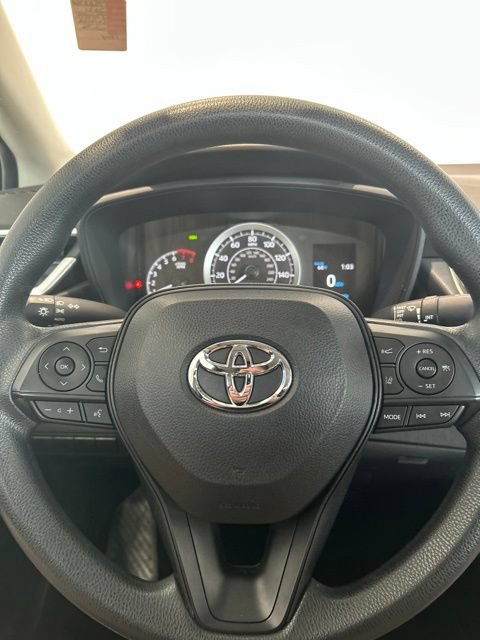 Used 2021 Toyota Corolla LE w/ LE Convenience Package FWD image 9