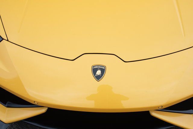 Used 2015 Lamborghini Huracan LP 610-4 image 4