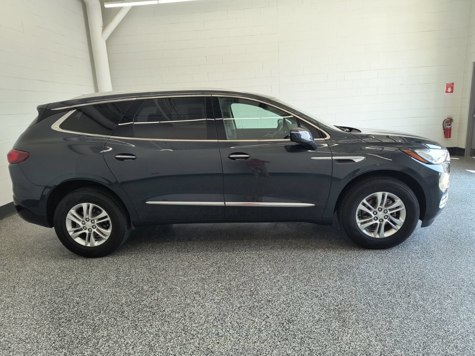 Used 2020 Buick Enclave Preferred FWD image 6