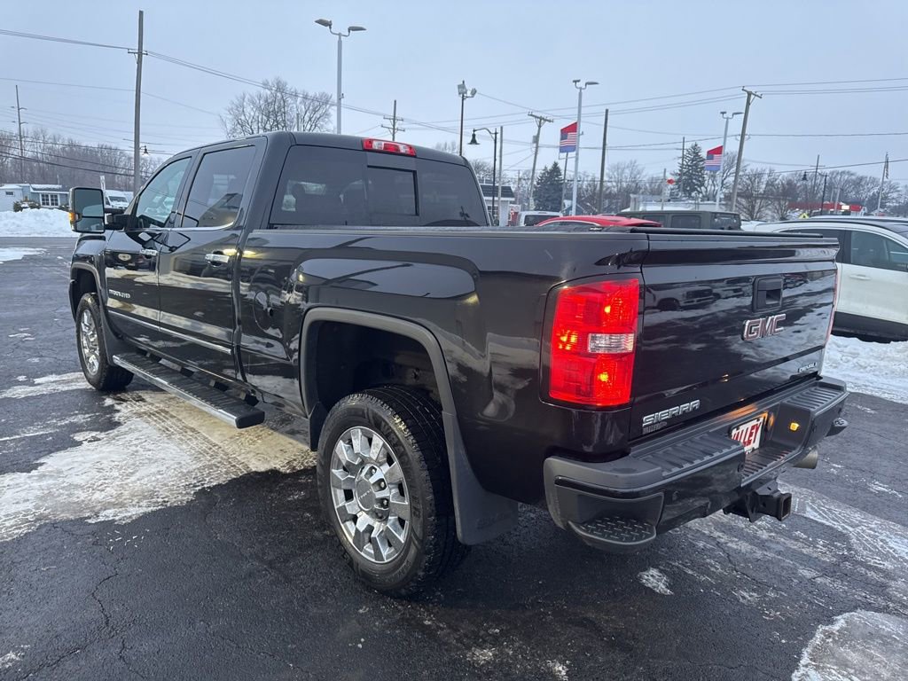 Used 2016 GMC Sierra 2500 Denali w/ Duramax Plus Package image 11