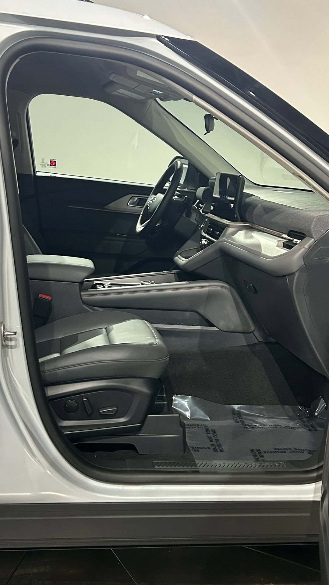 New 2026 Ford Explorer Active w/ Active Comfort Package AWD/4WD image 59
