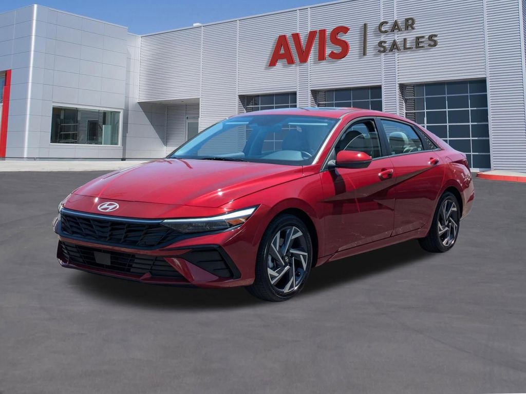 Used 2025 Hyundai Elantra Limited FWD image 1