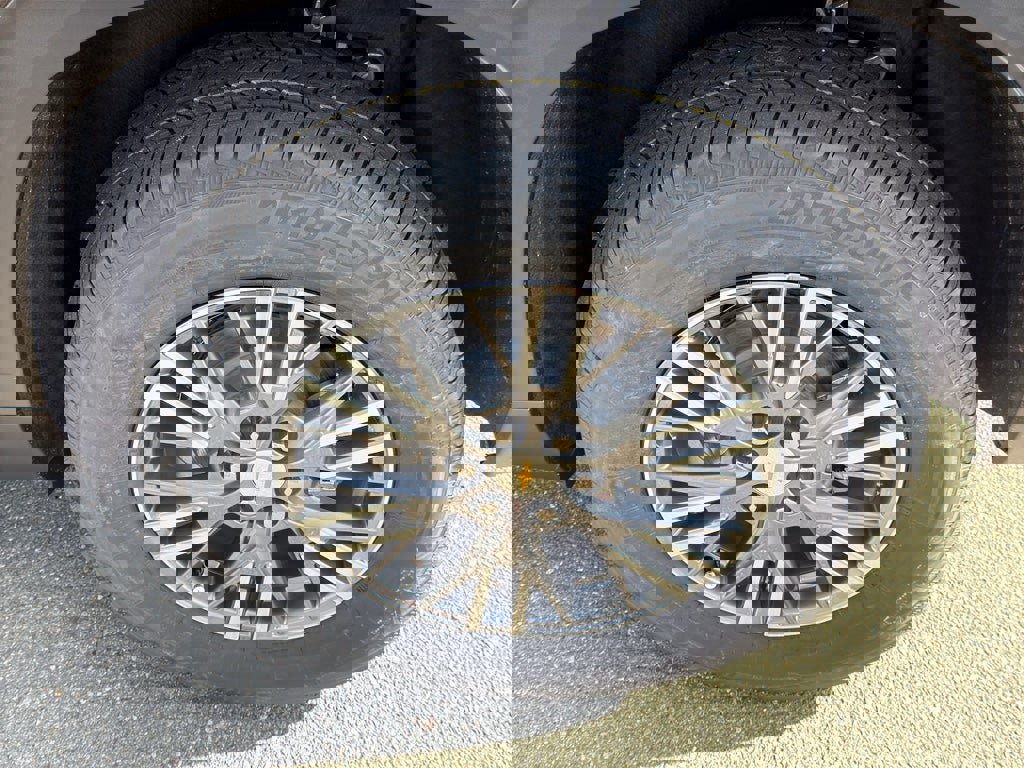 New 2026 Chevrolet Traverse LT image 28