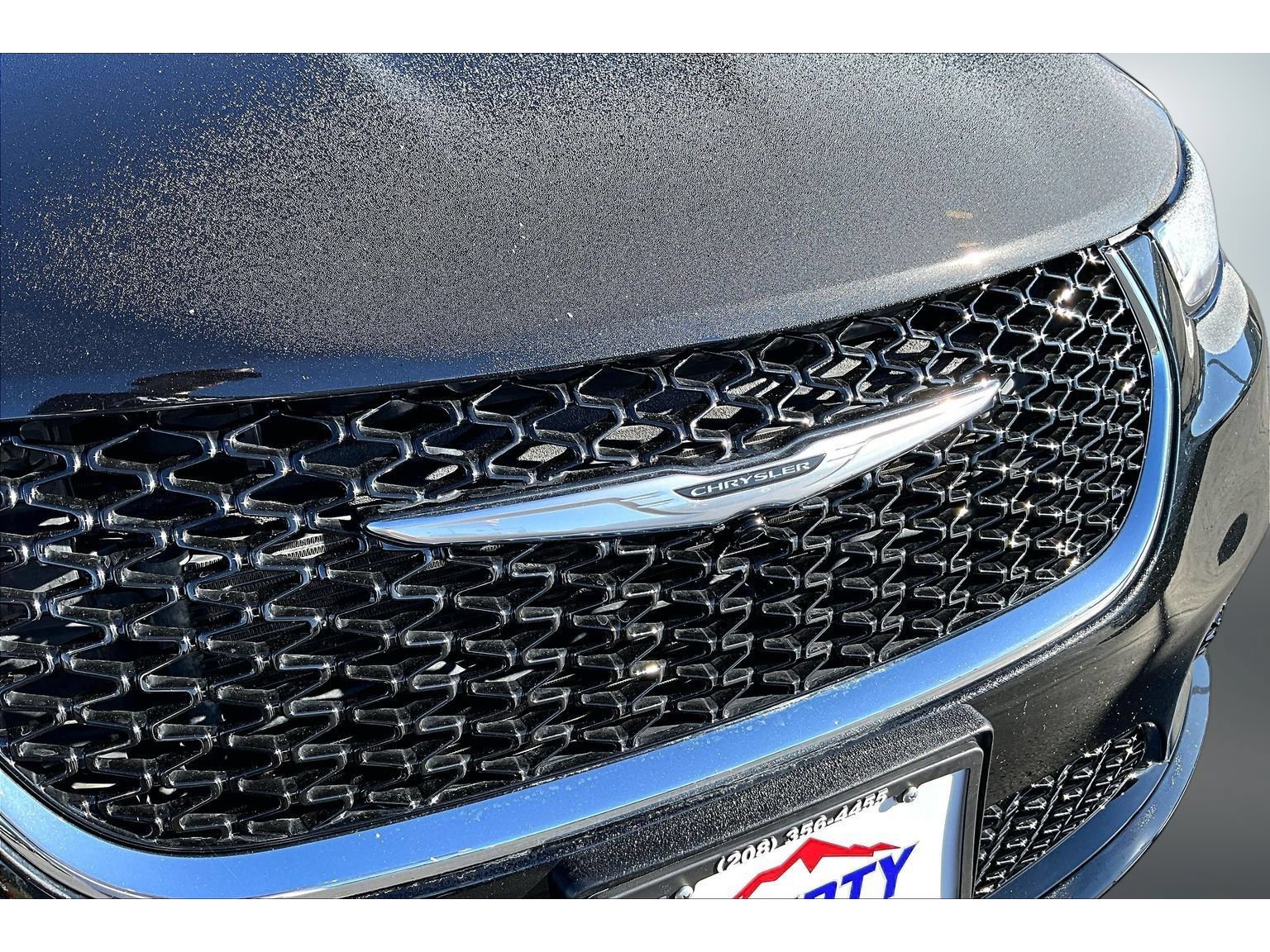 Used 2026 Chrysler Pacifica Select FWD image 26